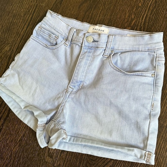 Pacsun Women’s The Shortie High Rise Jean Shorts Light Wash Blue Denim Size 27 - Picture 6 of 6